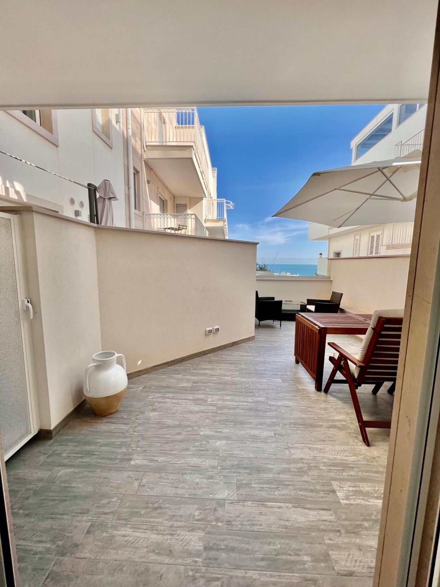 Orange Dream Hotel Polignano a Mare Kamer foto